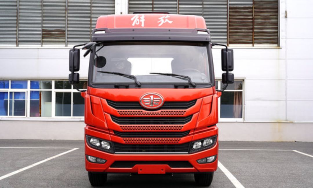Qingdao FAW JH5 heavy truck 460 horsepower 6X4 tractor 