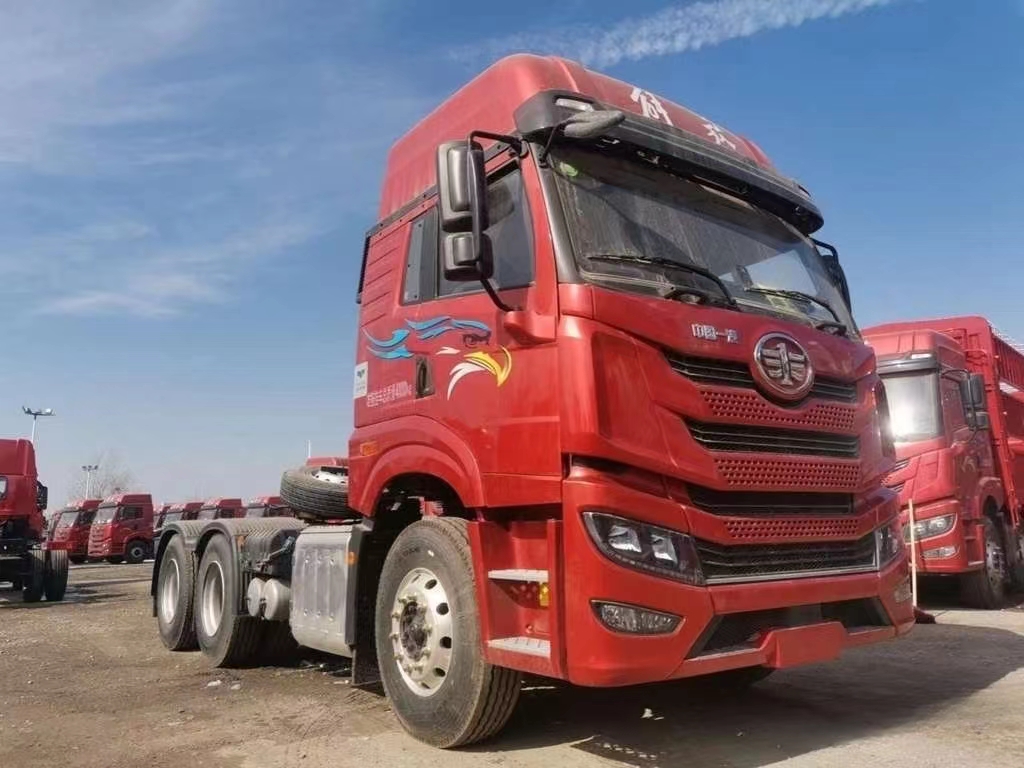 Qingdao FAW HanV heavy truck 375 horsepower 6X4 tractor 