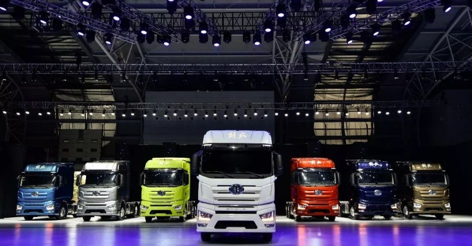 There are over 200,000 Chinese trucks in Russia!