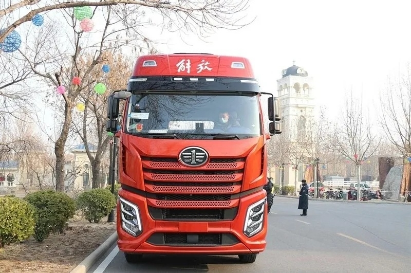 FAW J6P heavy truck premium version 420 horsepower 6X4 tractor 