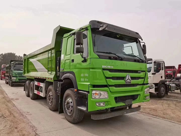 SINOTRUK HOWO TH7 500 HP 8X4 7.6m Dump Truck