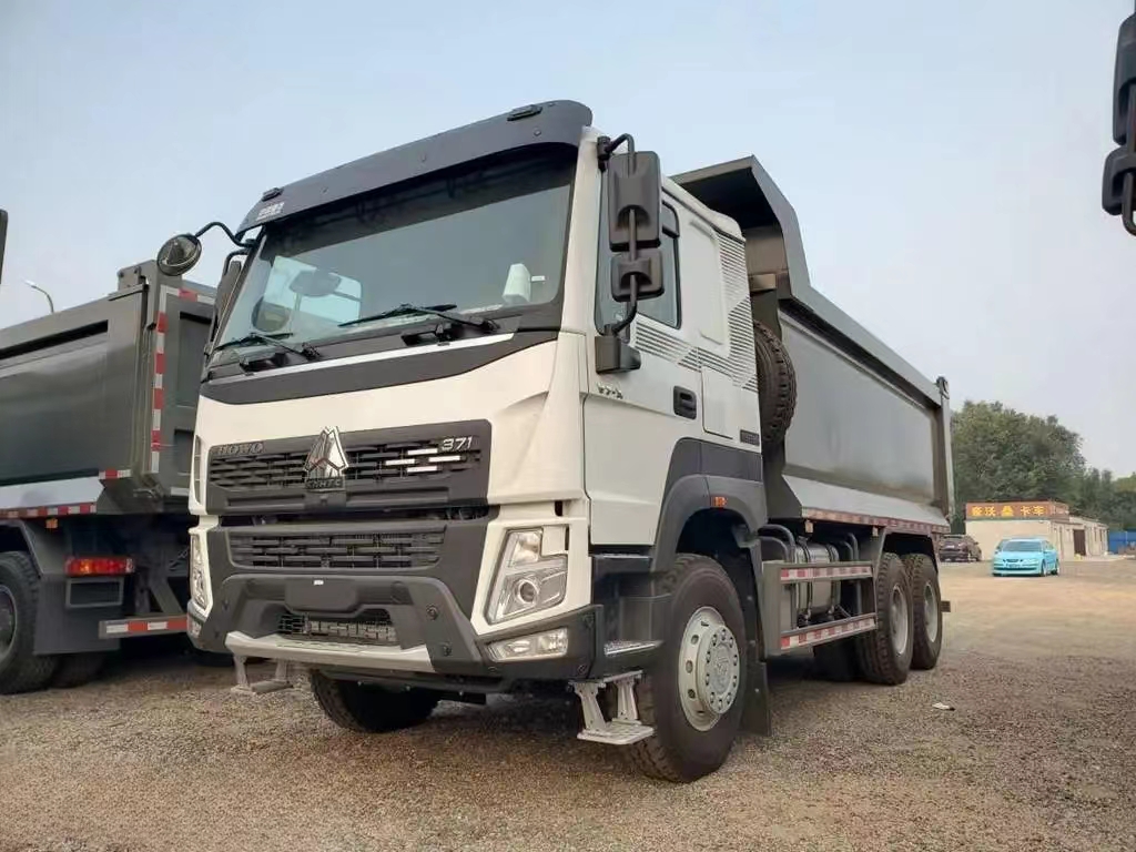 SINOTRUK HOWO-7 375 HP 6X4 6.8m dump truck