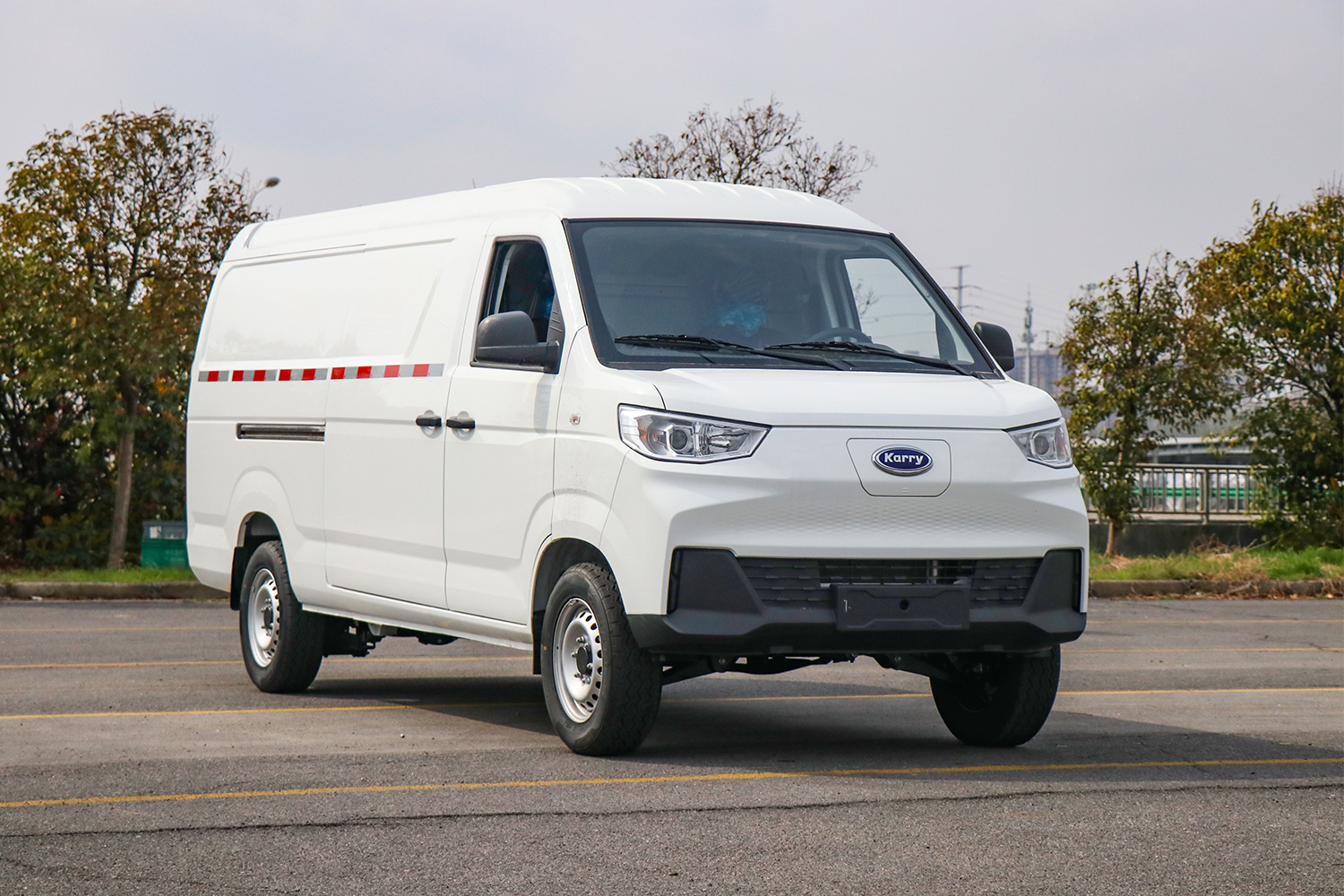 What is a van semi-trailer