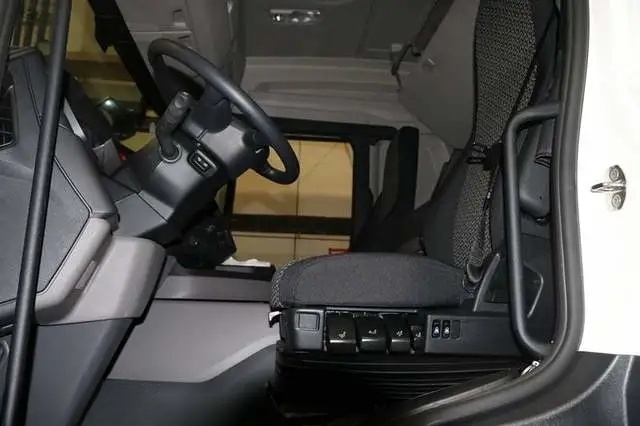 Scania new R series 500 horsepower 6X2R tractor 