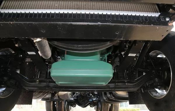 Qingdao FAW JH5 heavy truck 460 horsepower 6X4 tractor 