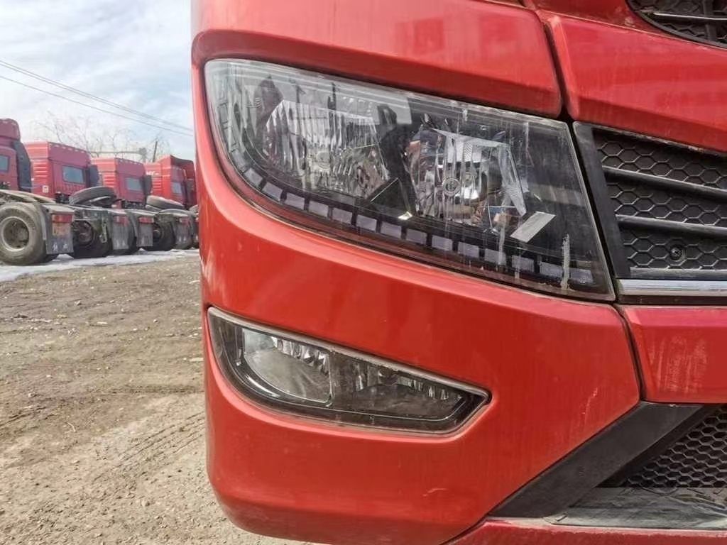 Qingdao FAW JH5 heavy truck 460 horsepower 6X4 tractor 