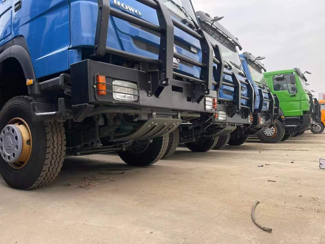 SINOTRUK HOWO T6G 400 HP 6X4 Dump Truck