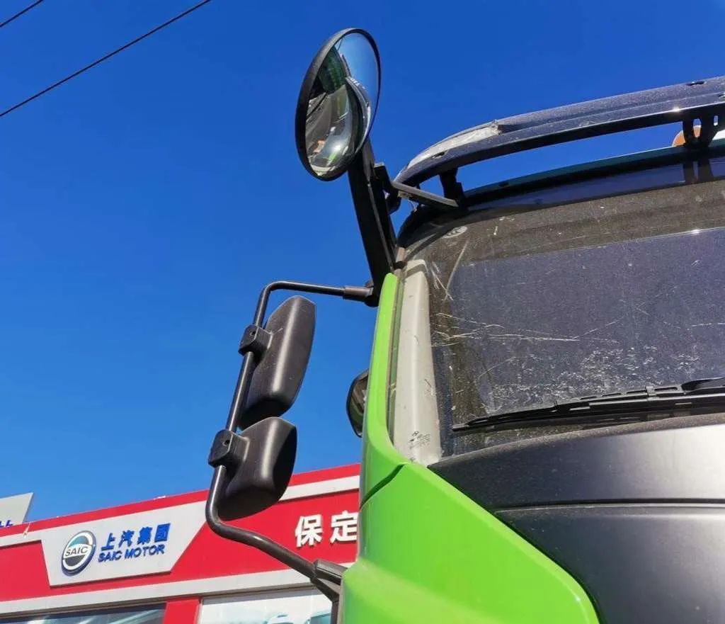 SAIC Hongyan Jieshi H6 Composite Enhanced Version 560 HP 8X4 8.2m Dump Truck