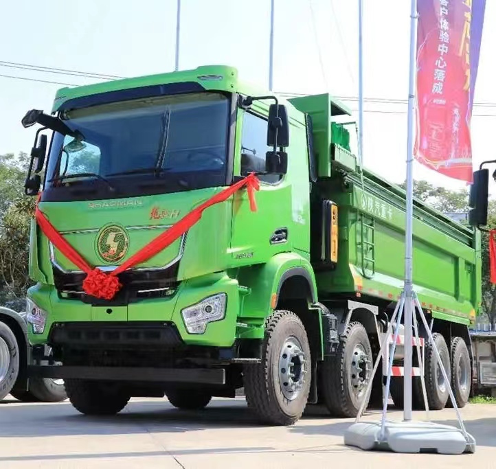 SHACMAN Heavy Duty Truck X3000 400HP 8X4 8.8m Dump Truck 