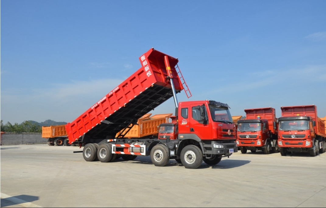 Unveiling the Dongfeng Liuzhou Motor New Chenglong M3 245HP 6X2 4.6m Dump Truck: A Comprehensive Review