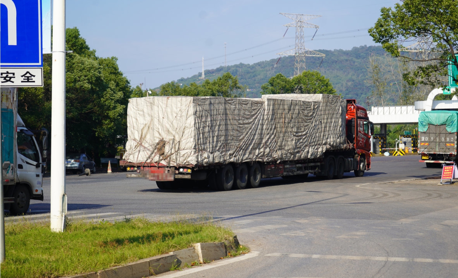 The Significance and Challenges of Rear - Protection Devices in China's Truck Safety Landscape