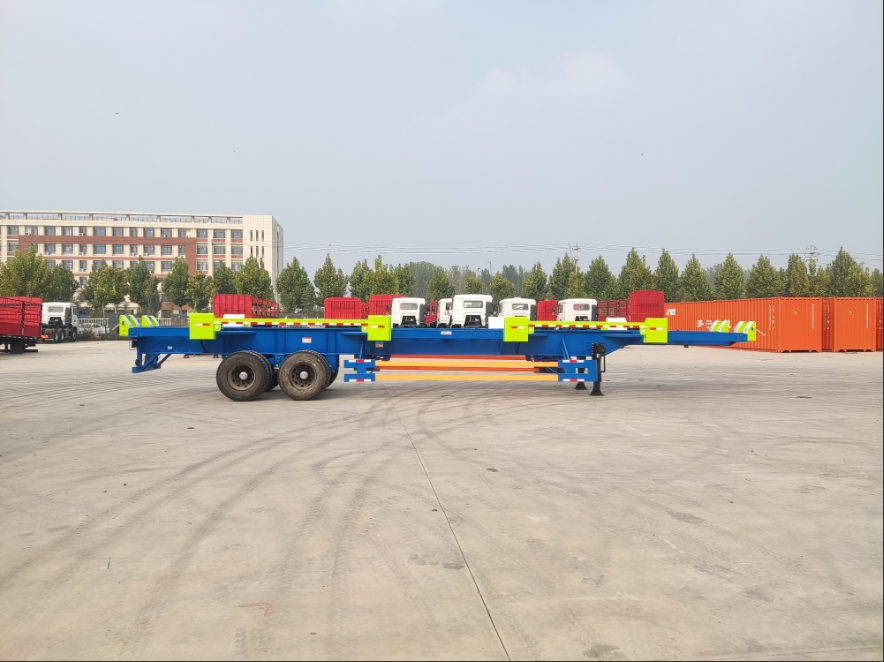 The two-axle terminal truck is used by users for port container transportation