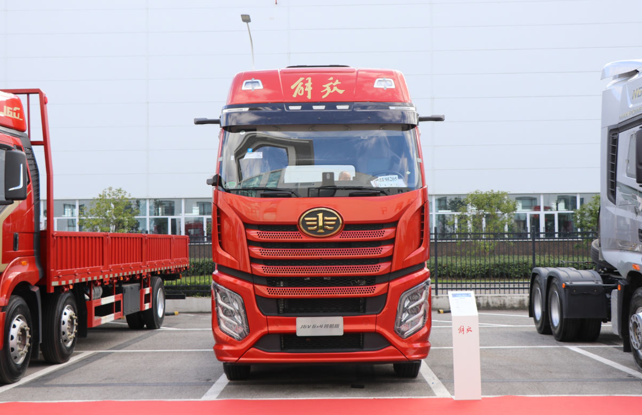 Truck Tail - Lifts: A Catalyst for Efficiency in China's Trucking and Logistics Industry