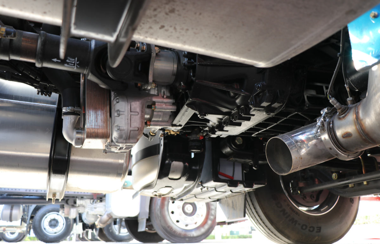 J6V Elite Edition Four Seasons 13.2L CNG 530 Horsepower 6X4 One-Second Gear First Automobile Jiefang High-Top Tractor