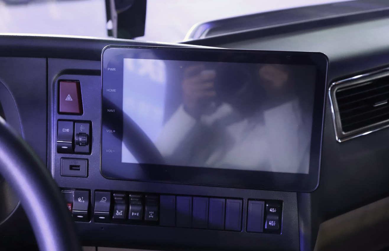 Heavy-duty truck HOWO TX from Heavy-Duty HOWO 8X4 5.6 meters pure electric dump truck 